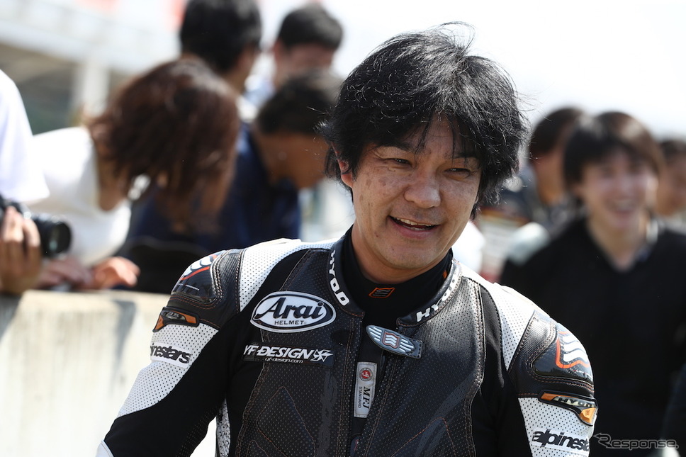 元ロードレース世界選手権GP250チャンピオンの原田哲也さん。《画像提供　KTM JAPAN／楠堂亜希》