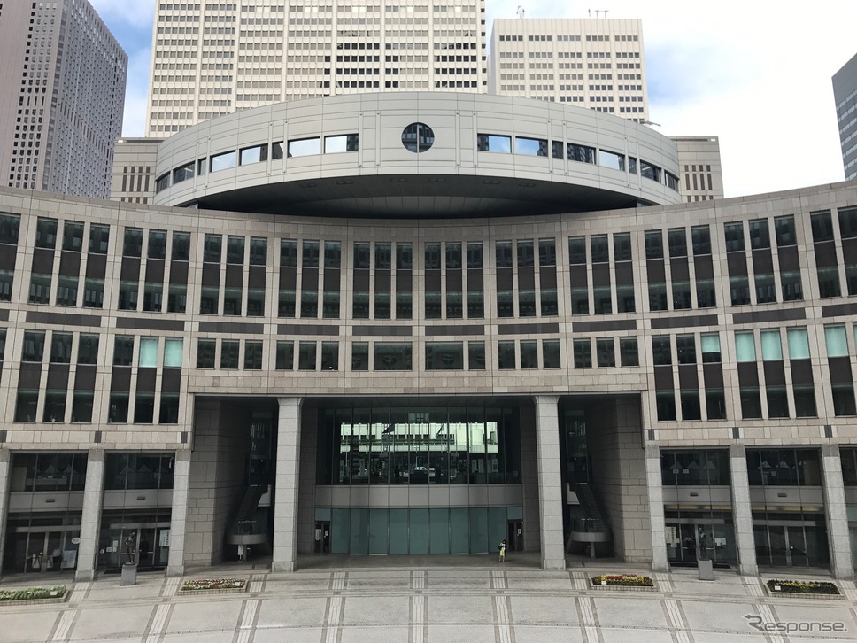 東京都議会（2017年）《撮影 高木啓》