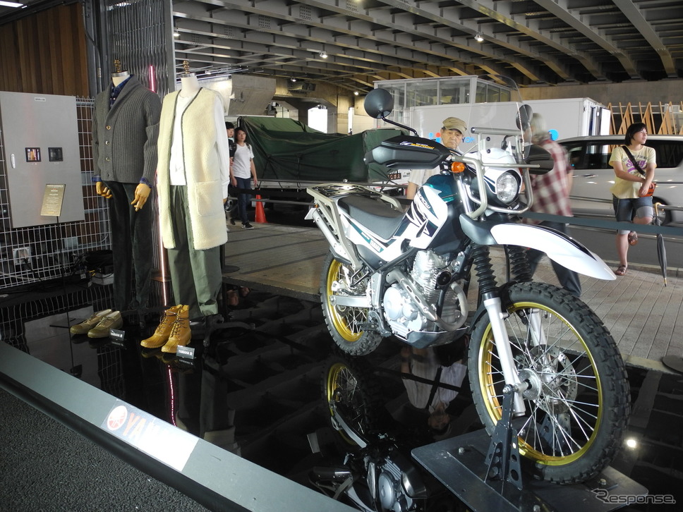 会場に展示されたヤマハのバイク《撮影　山田清志》