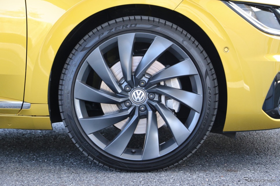 VW『アルテオン』R-Line 4MOTION《撮影 平川 亮》