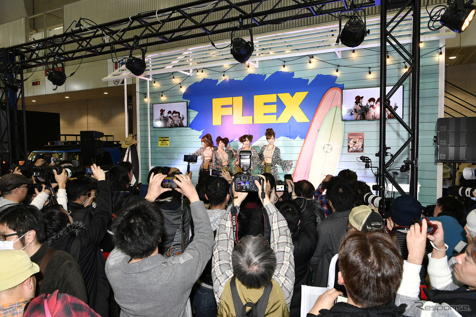 FLEX（東京オートサロン2018）《PHOTO 雪岡直樹》