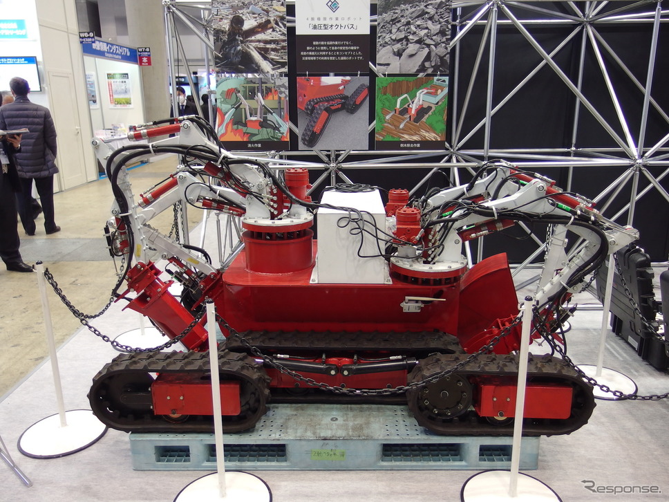 フューチャーロボティックスの4腕極限作業ロボット、オクトパス（ロボデックス2018）《撮影 高木啓》