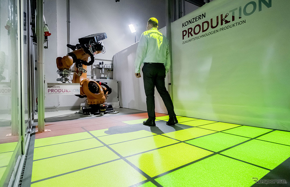 VWグループが開発した従業員とロボットが安全に協業できるシステム