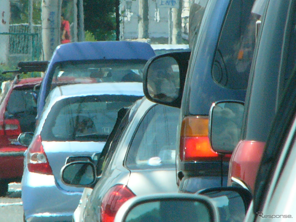 ゴールデンウィークの渋滞は、全国的に5月4日から5日にかけてがピークと見られ、高速道路各社は事故などへの注意を呼びかけている（画像はイメージ）