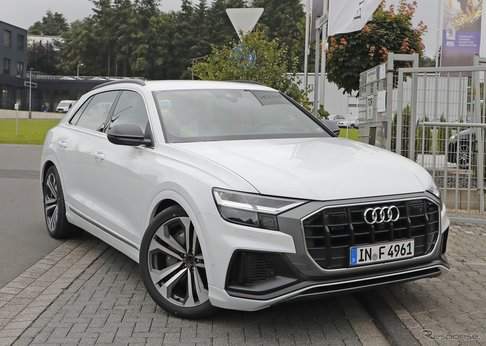アウディ SQ8 スクープ写真《APOLLO NEWS SERVICE》