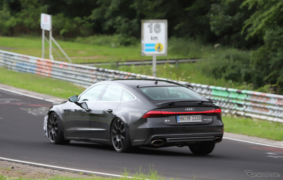 アウディ RS7 次期型スクープ写真《APOLLO NEWS SERVICE》