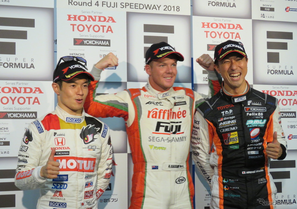 左から予選2位の山本、ポールのキャシディ、3位の石浦。《撮影 遠藤俊幸》