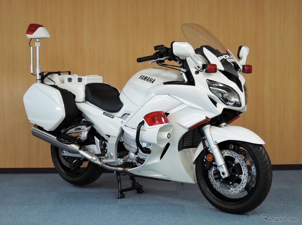 ヤマハの白バイ「FJR1300AP」《画像提供 ヤマハ発動機》