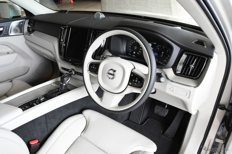 ボルボ XC60 D4 AWD《撮影 諸星陽一》