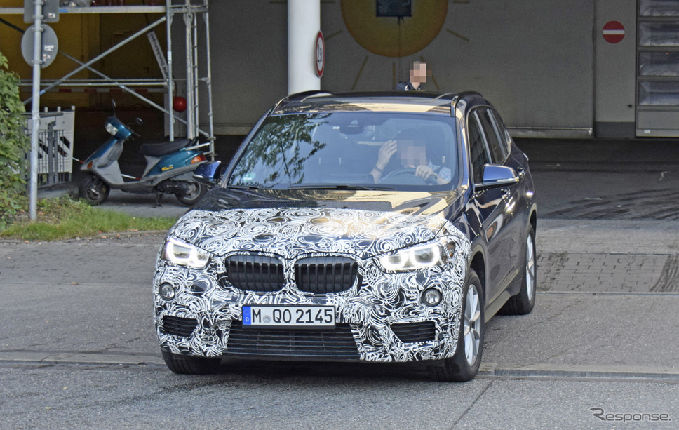 BMW X1 改良新型スクープ写真《APOLLO NEWS SERVICE》