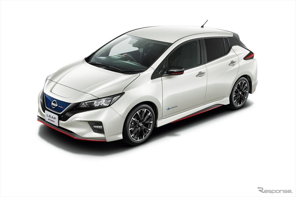 日産リーフNISMO(ブリリアントホワイトパール)