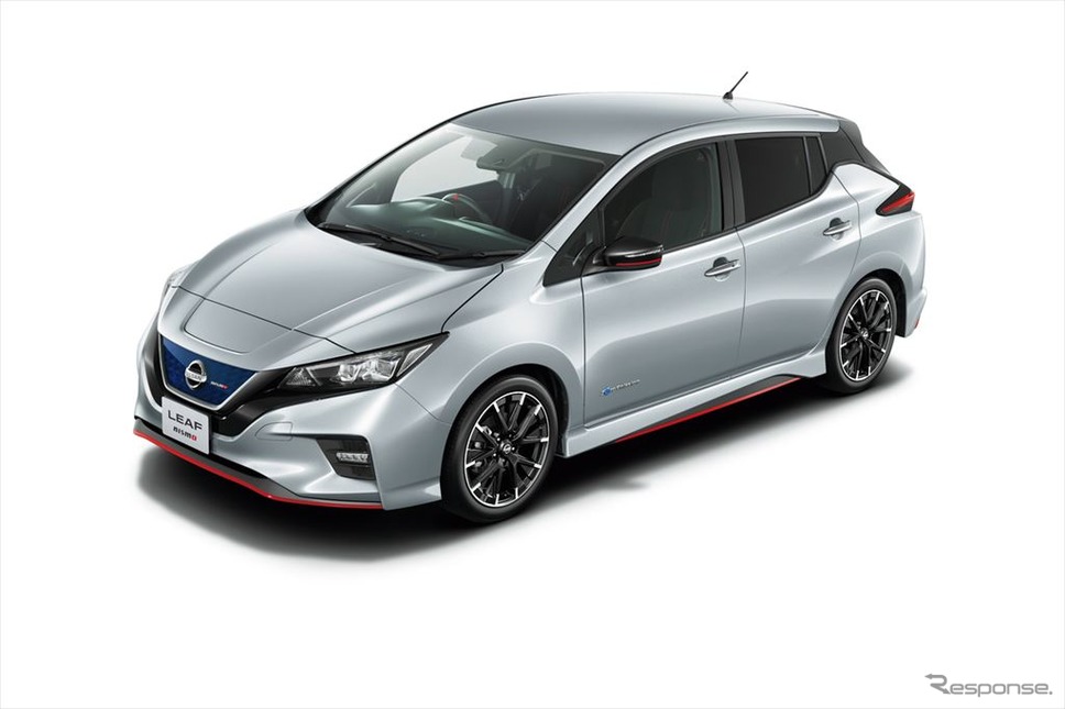 日産リーフNISMO(ブリリアントシルバー)