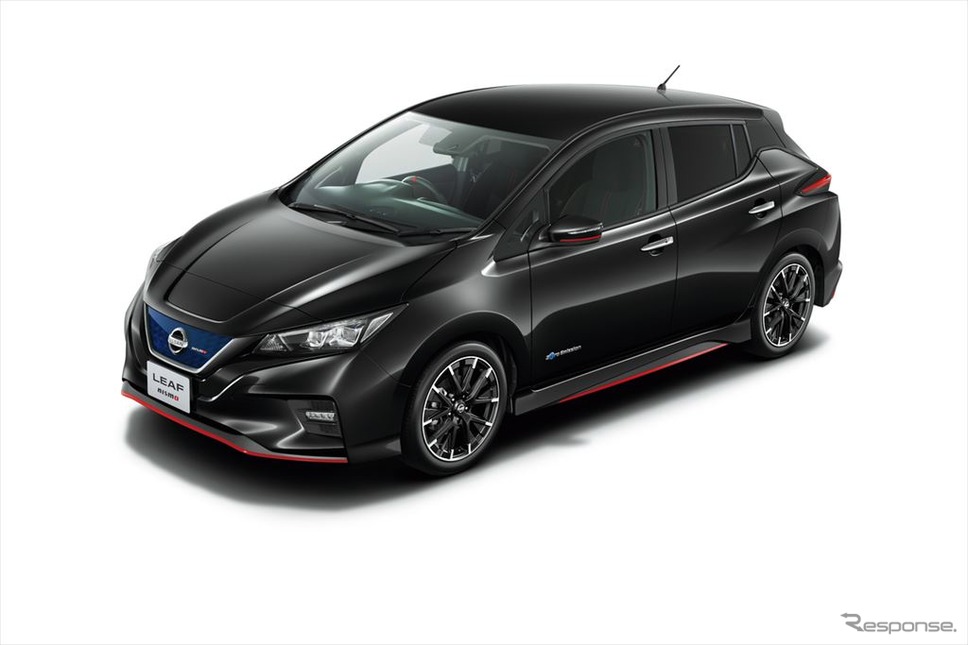 日産リーフNISMO(スーパーブラック)