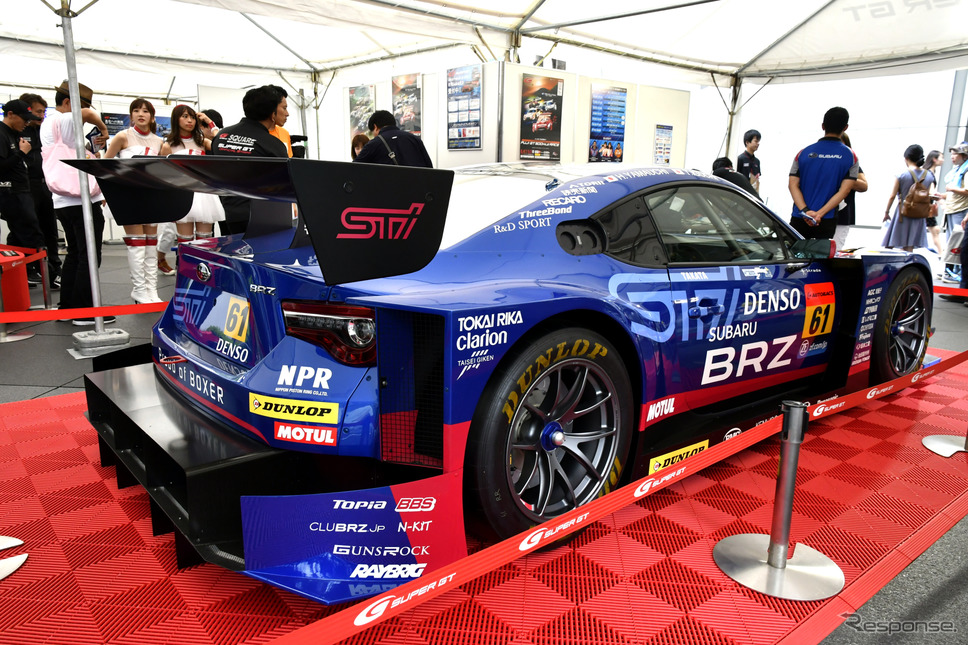 SUPER GT EXPERIENCE 2018 in 東京国際フォーラム　#61SUBARU BRZ GT300《撮影 雪岡直樹》