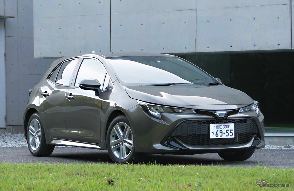トヨタ カローラスポーツ 1.2ターボ撮影 中村孝仁