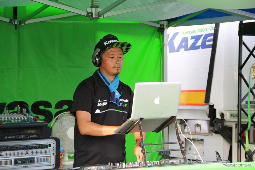 鈴鹿8耐 GPスクエア、カワサキブース《撮影 先川知香》