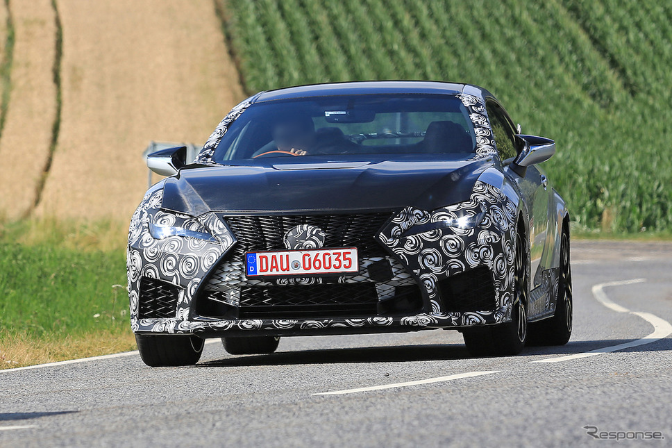 レクサス RC F GT 市販プロトタイプ スクープ写真《APOLLO NEWS SERVICE》