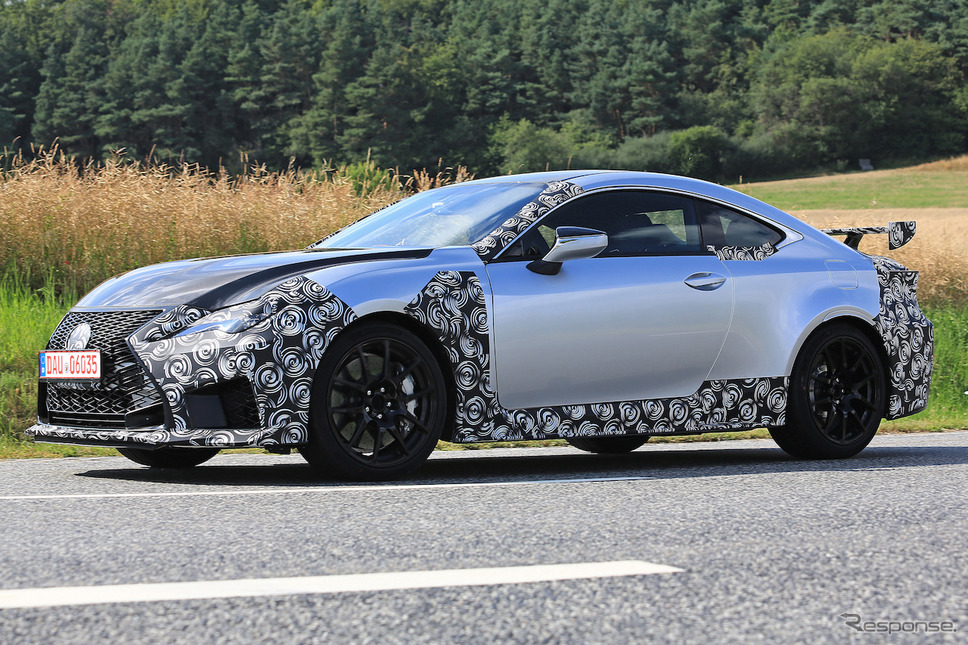 レクサス RC F GT 市販プロトタイプ スクープ写真《APOLLO NEWS SERVICE》