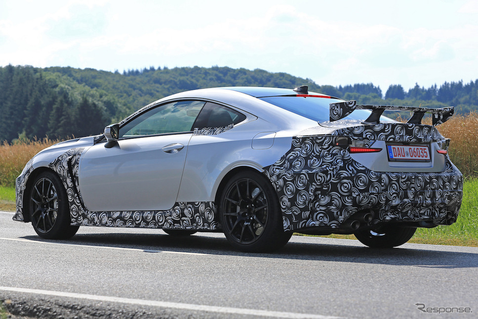 レクサス RC F GT 市販プロトタイプ スクープ写真《APOLLO NEWS SERVICE》