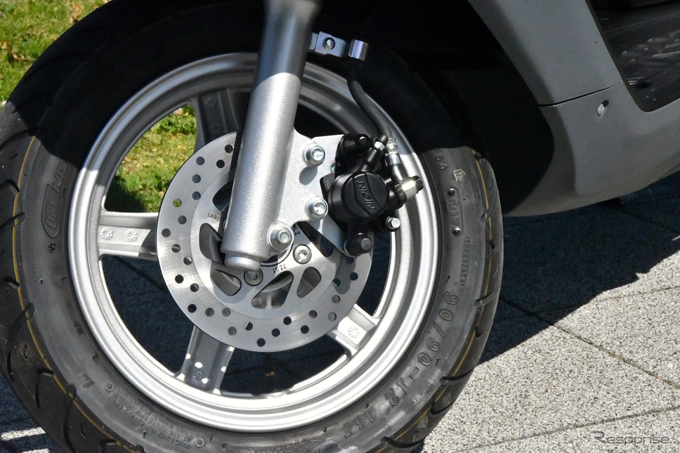 スズキ アドレス125 フラットシート仕様《撮影 青木タカオ》