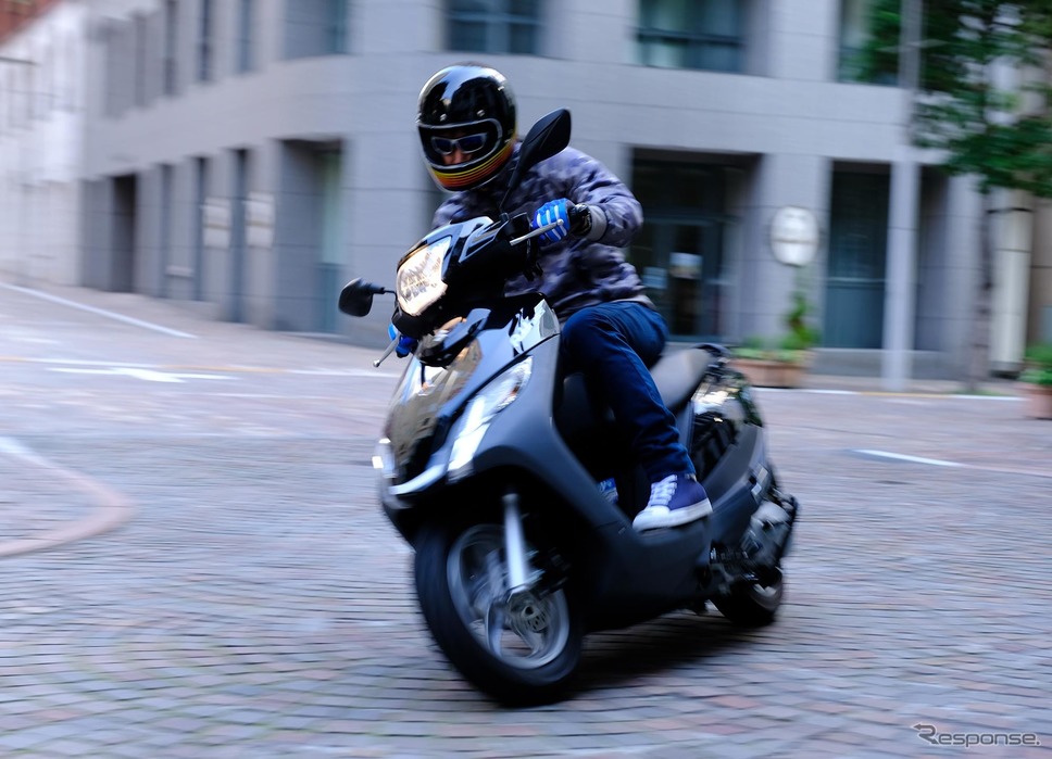スズキ アドレス125 フラットシート仕様《撮影 柳田由人》