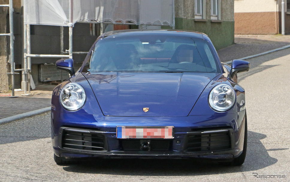 ポルシェ 911 新型(992型)フルヌードスクープ写真《APOLLO NEWS SERVICE》