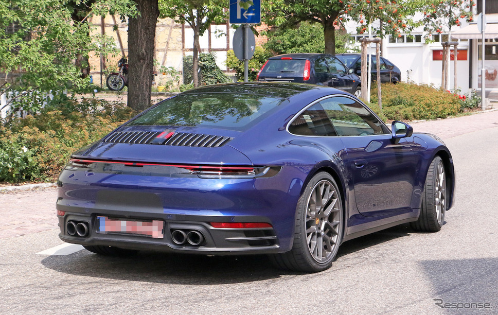 ポルシェ 911 新型(992型)フルヌードスクープ写真《APOLLO NEWS SERVICE》
