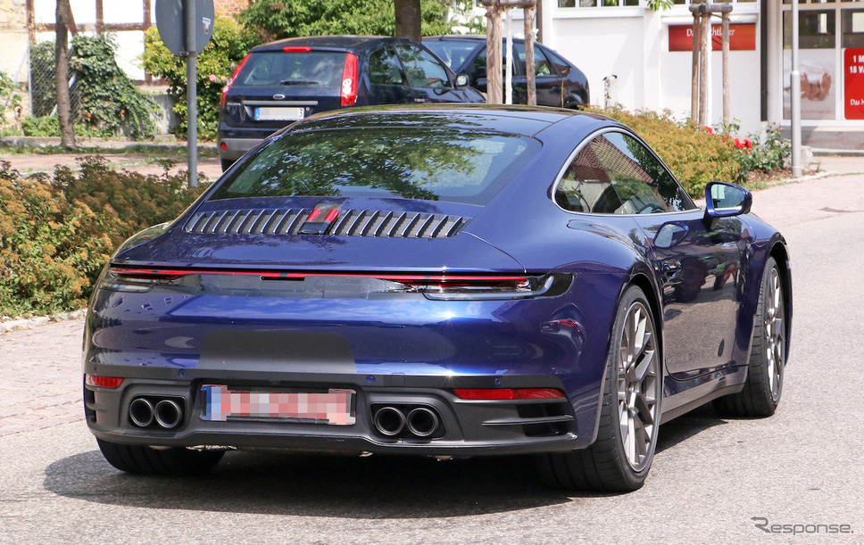 ポルシェ 911 新型(992型)フルヌードスクープ写真《APOLLO NEWS SERVICE》