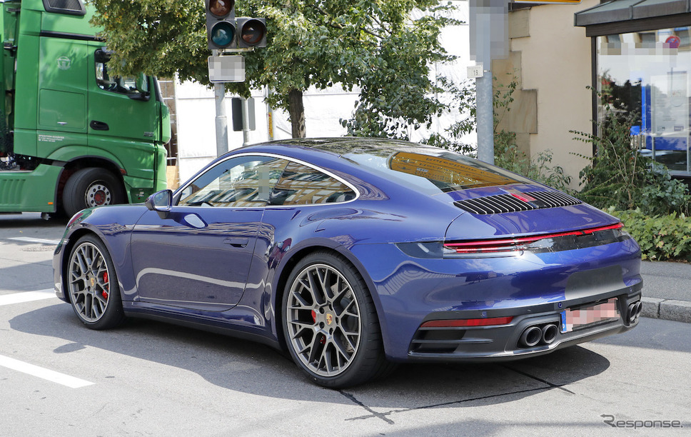 ポルシェ 911 新型(992型)フルヌードスクープ写真《APOLLO NEWS SERVICE》