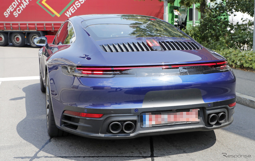 ポルシェ 911 新型(992型)フルヌードスクープ写真《APOLLO NEWS SERVICE》