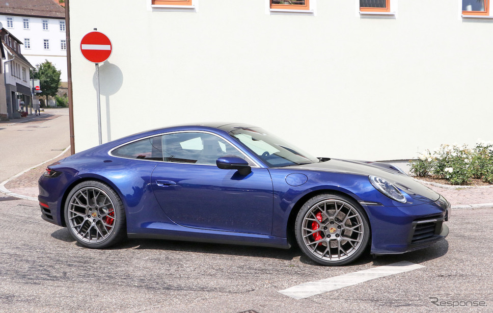 ポルシェ 911 新型(992型)フルヌードスクープ写真《APOLLO NEWS SERVICE》