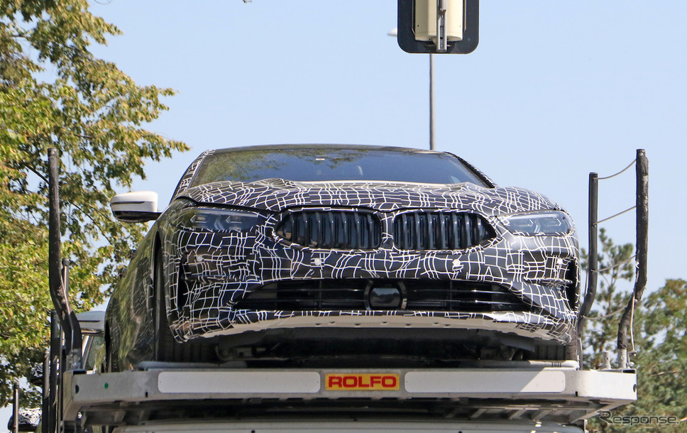 BWM 8シリーズグランクーペ スクープ写真《APOLLO NEWS SERVICE》