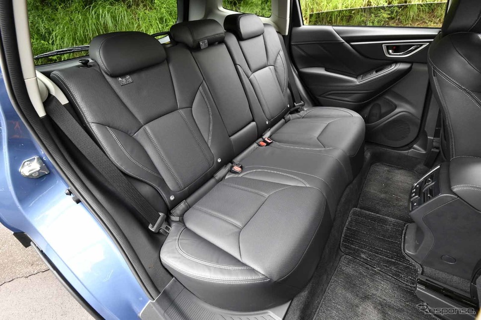 スバル フォレスター 新型(プレミアム)撮影 SUBARU