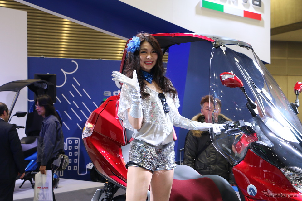 一ツ山里紗さん(東京モーターサイクルショー2018)