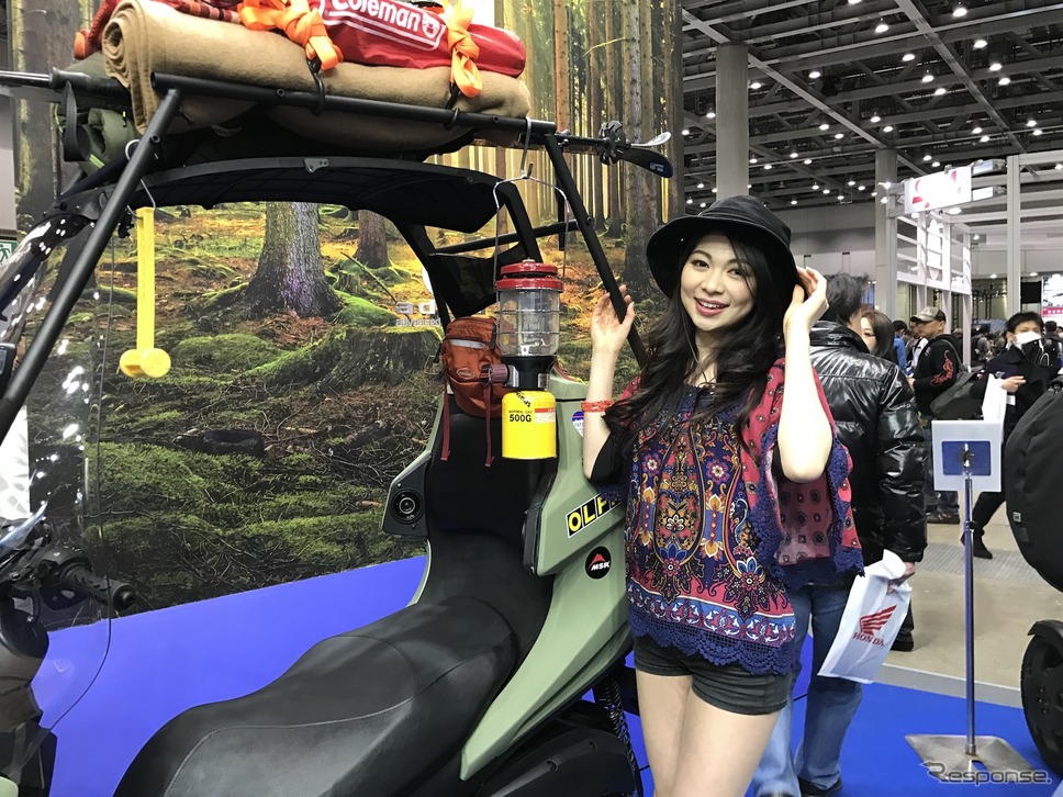 一ツ山里紗さん(東京モーターサイクルショー2018)