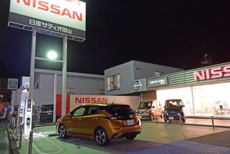 日産リーフ。岡山で充電中。《撮影 井元康一郎》