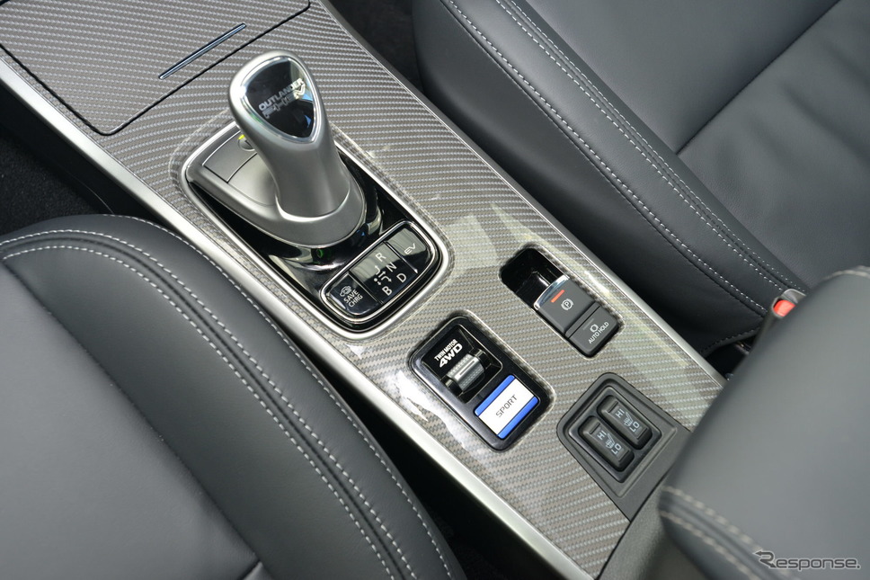 三菱 アウトランダーPHEV（プロトタイプ）《撮影 安藤貴史》
