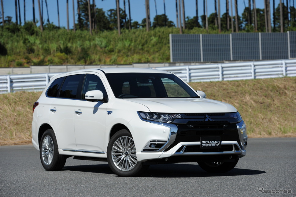 三菱 アウトランダーPHEV（プロトタイプ）《撮影 安藤貴史》