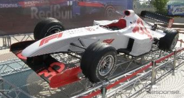 展示F1マシンイメージ