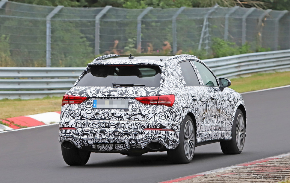アウディ RS Q3 スクープ写真《APOLLO NEWS SERVICE》