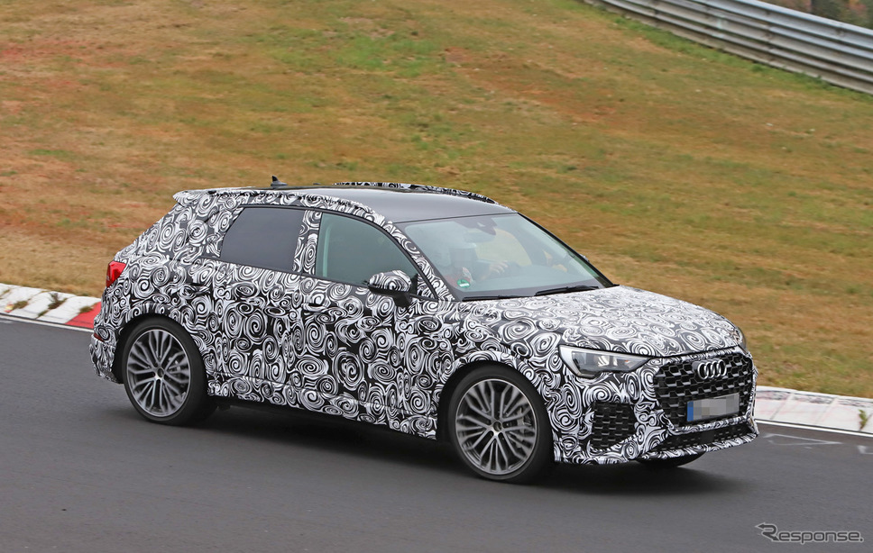 アウディ RS Q3 スクープ写真《APOLLO NEWS SERVICE》