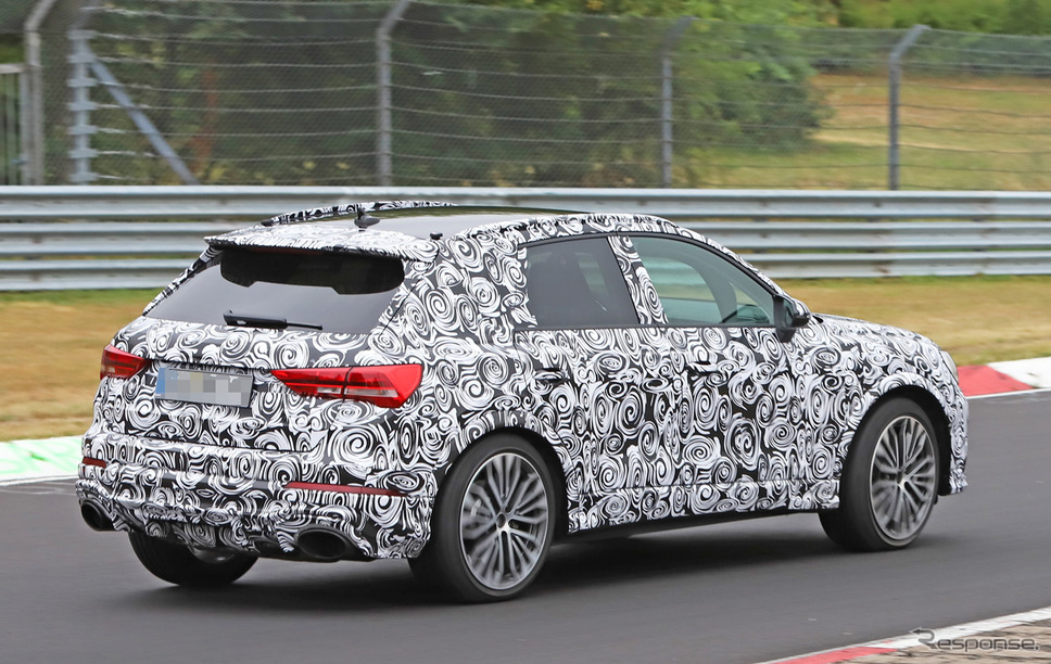アウディ RS Q3 スクープ写真《APOLLO NEWS SERVICE》