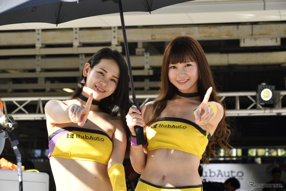 鈴鹿10時間耐久レースのレースクイーン《撮影 雪岡直樹》