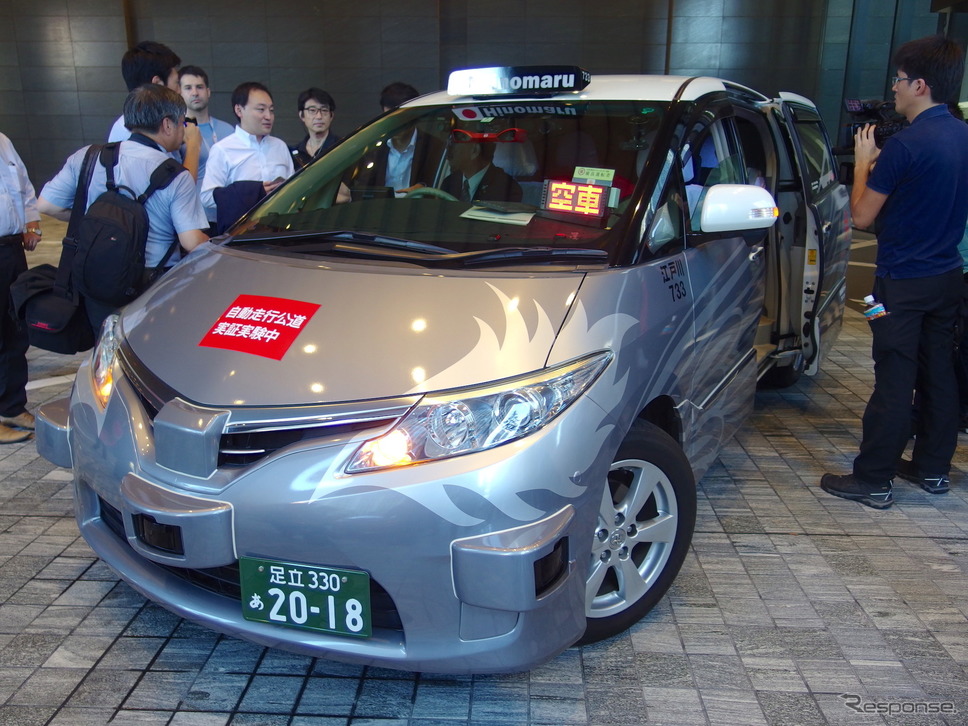 ZMP×日の丸交通の自動運転タクシー《撮影 高木啓》