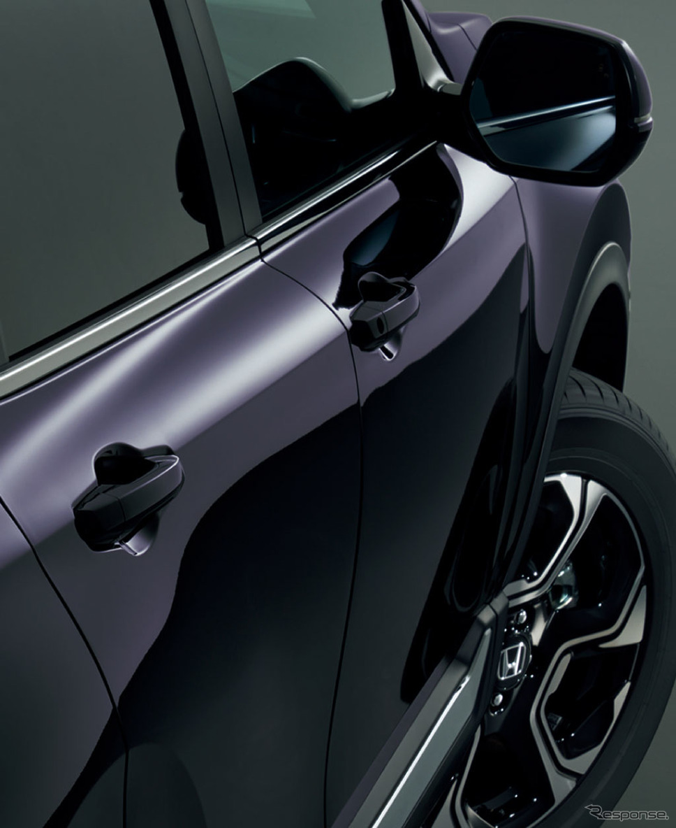 ホンダCR-V新型 ドア断面