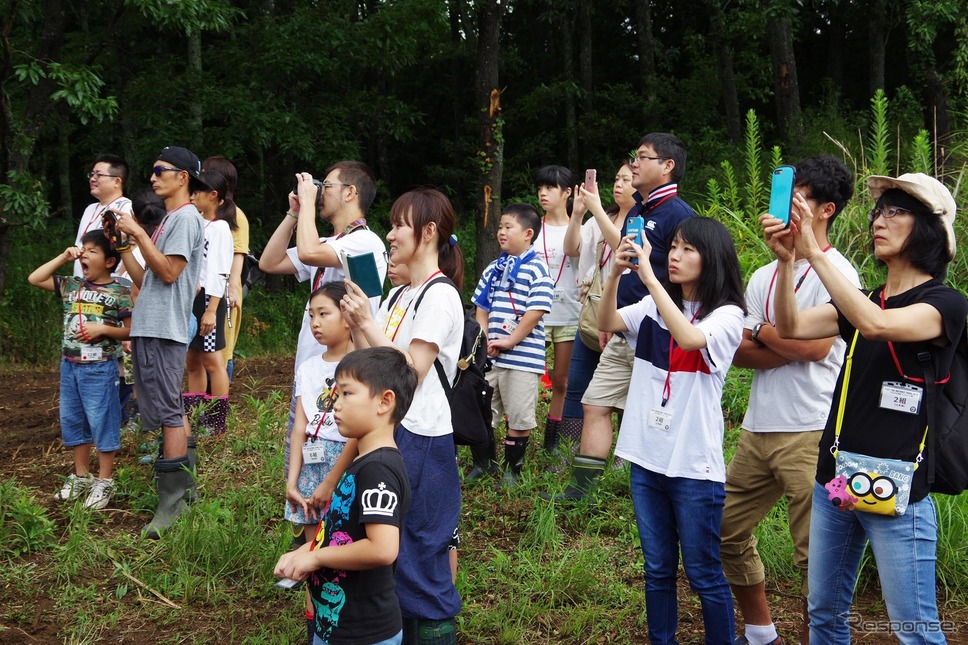 三菱自動車が開催した『デリカD:5』オーナー向けイベント『PLAY THE NATURE!TOUR「クルマの学校 ラフロード篇」』《撮影 宮崎壮人》