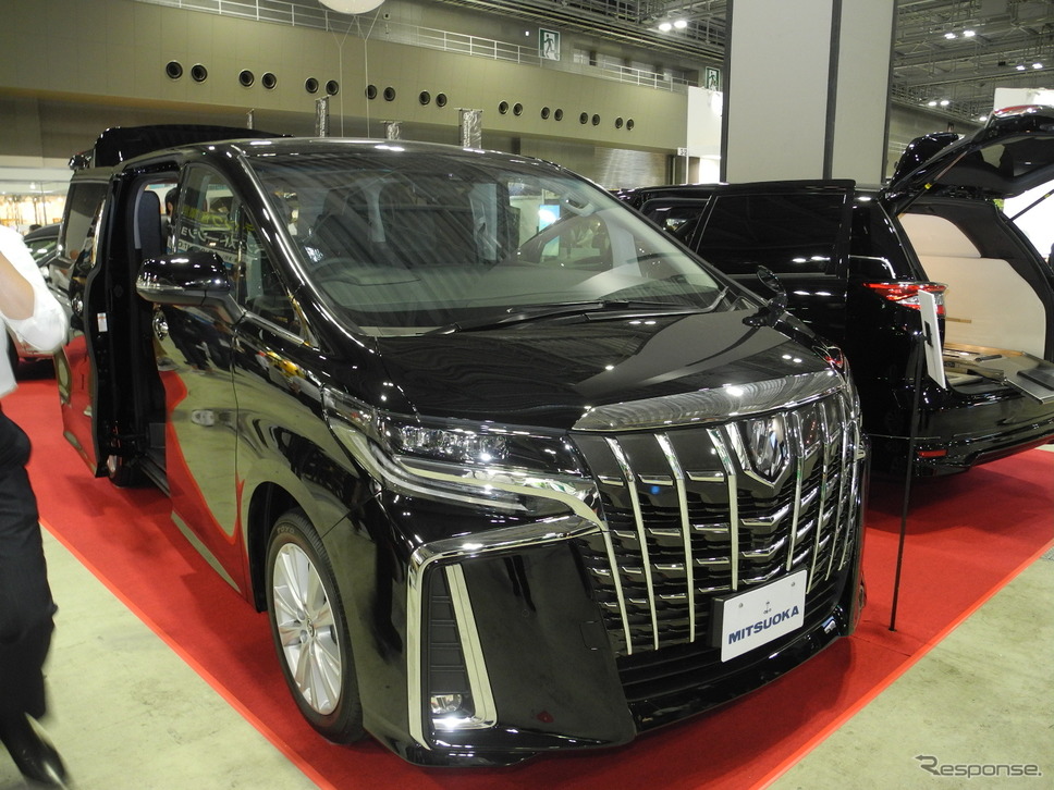 光岡自動車の寝台車《撮影　山田清志》
