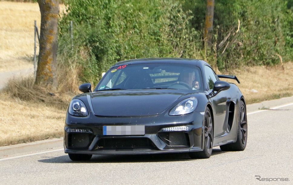 ポルシェ 718ケイマン GT4 市販型 スウープ写真《APOLLO NEWS SERVICE》