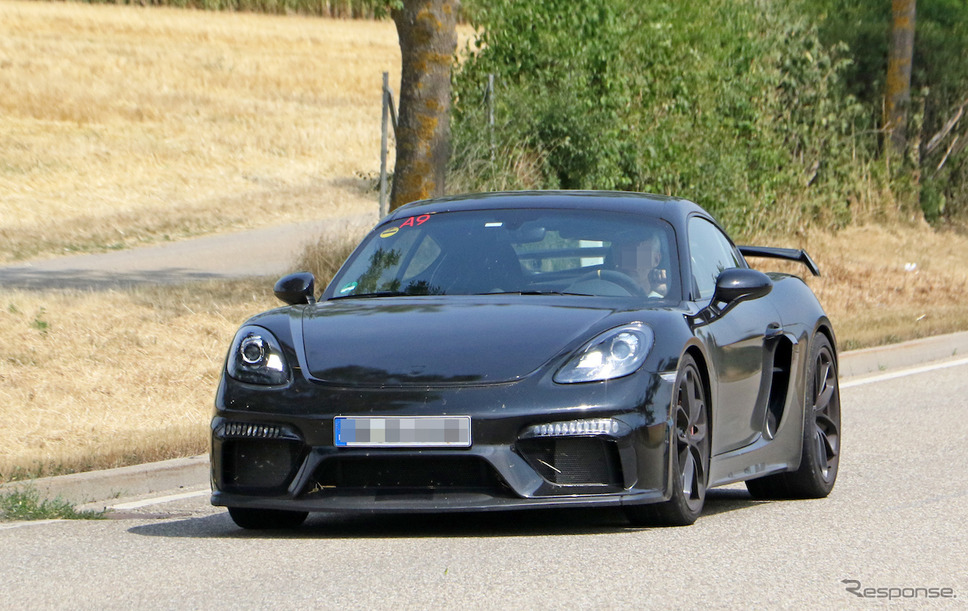 ポルシェ 718ケイマン GT4 市販型 スウープ写真《APOLLO NEWS SERVICE》
