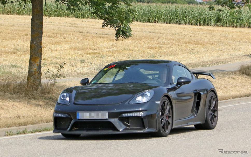 ポルシェ 718ケイマン GT4 市販型 スウープ写真《APOLLO NEWS SERVICE》